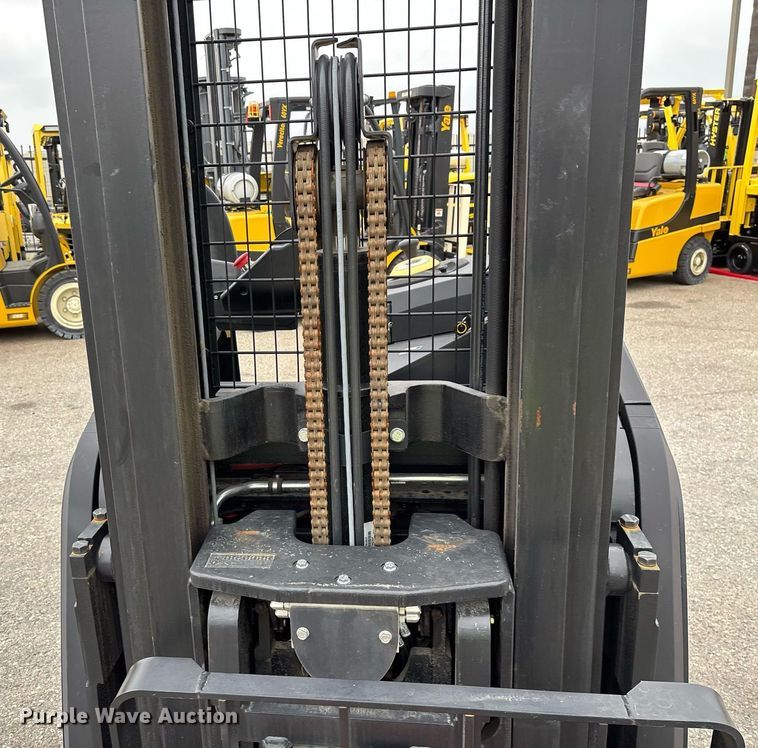 image for item EL6058 2023 Hyster N35ZR3-16.25 reach truck
