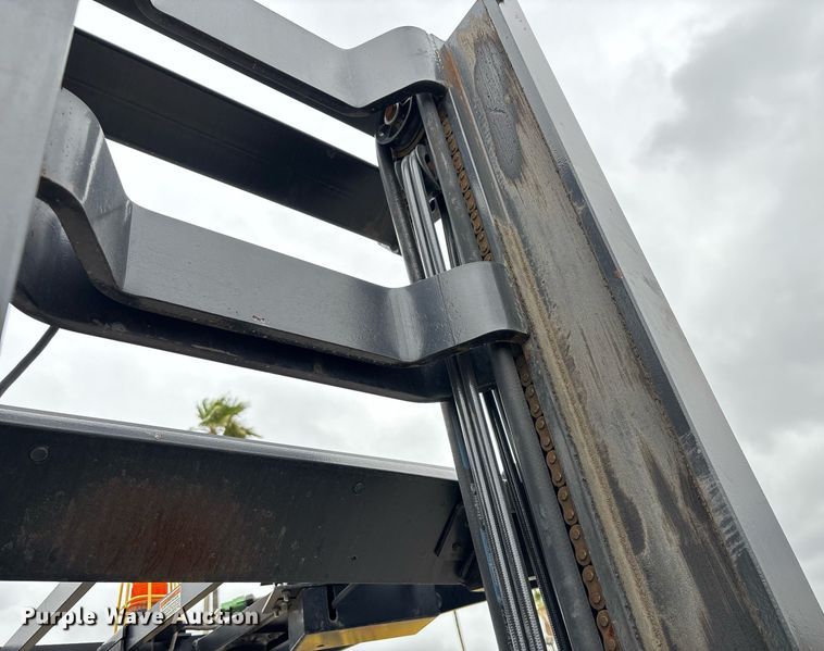 image for item EL6058 2023 Hyster N35ZR3-16.25 reach truck