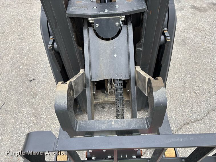 image for item EL6058 2023 Hyster N35ZR3-16.25 reach truck