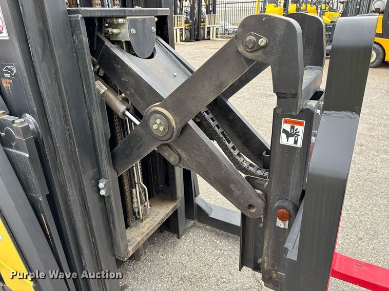 image for item EL6058 2023 Hyster N35ZR3-16.25 reach truck