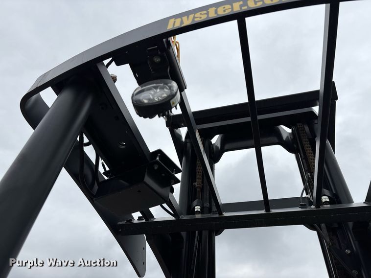 image for item EL6058 2023 Hyster N35ZR3-16.25 reach truck