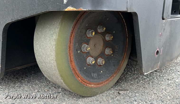 image for item EL6058 2023 Hyster N35ZR3-16.25 reach truck