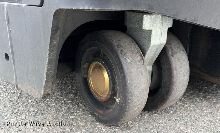 image for item EL6058 2023 Hyster N35ZR3-16.25 reach truck