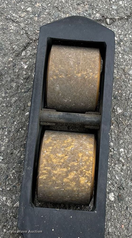 image for item EL6058 2023 Hyster N35ZR3-16.25 reach truck