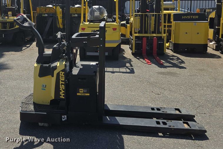 image for item EL6060 2023 Hyster B60ZAC2 pallet jack