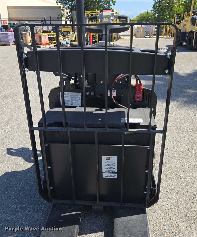 image for item EL6060 2023 Hyster B60ZAC2 pallet jack