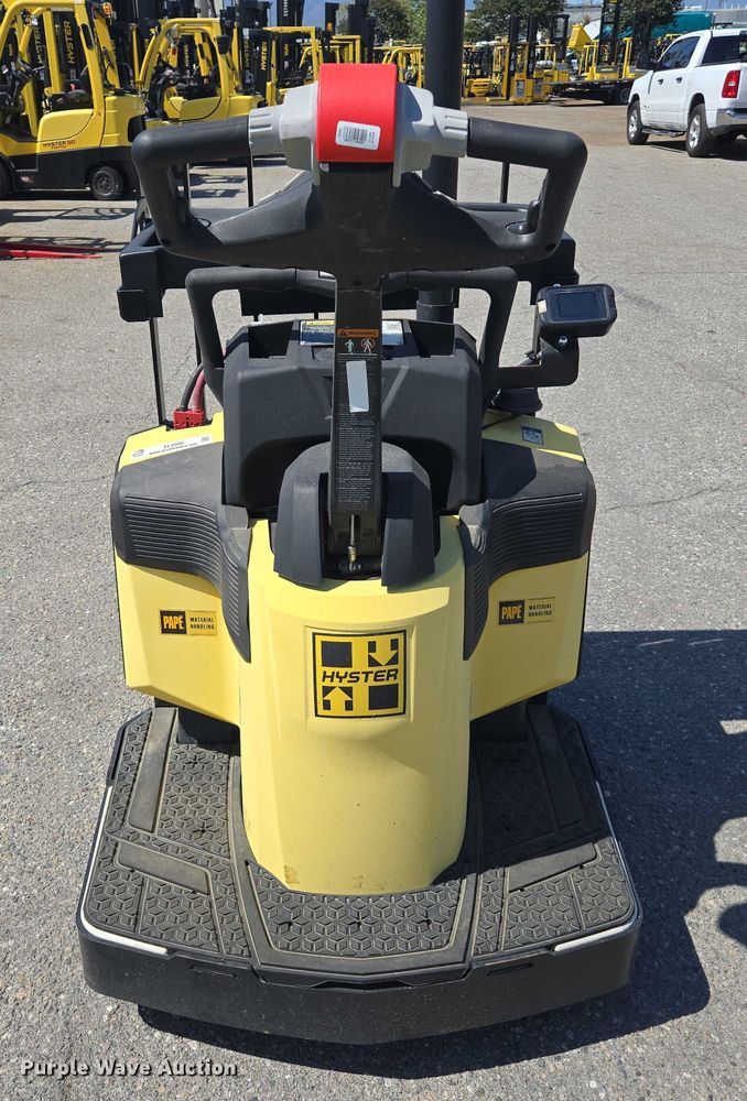 image for item EL6060 2023 Hyster B60ZAC2 pallet jack