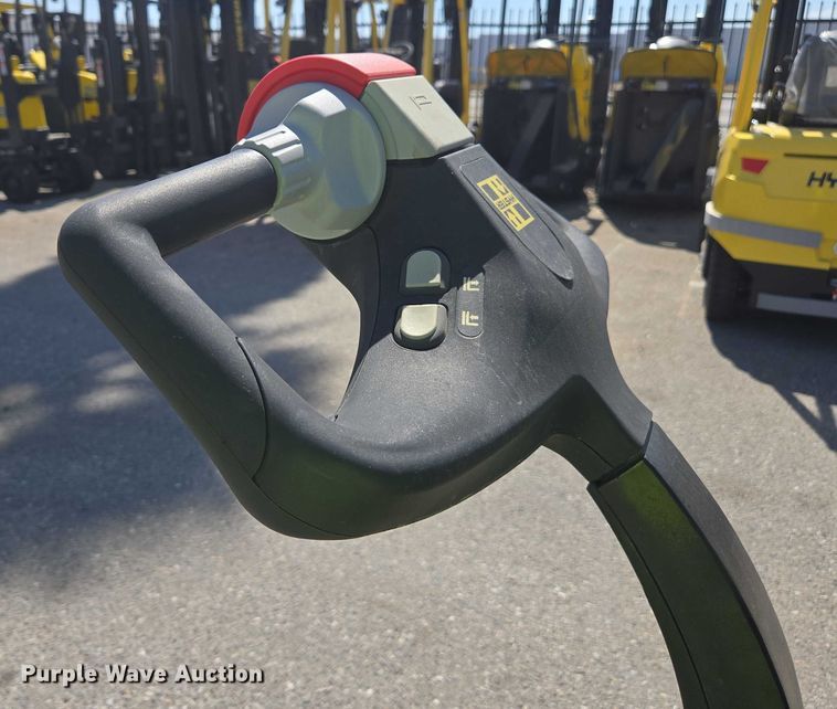 image for item EL6060 2023 Hyster B60ZAC2 pallet jack