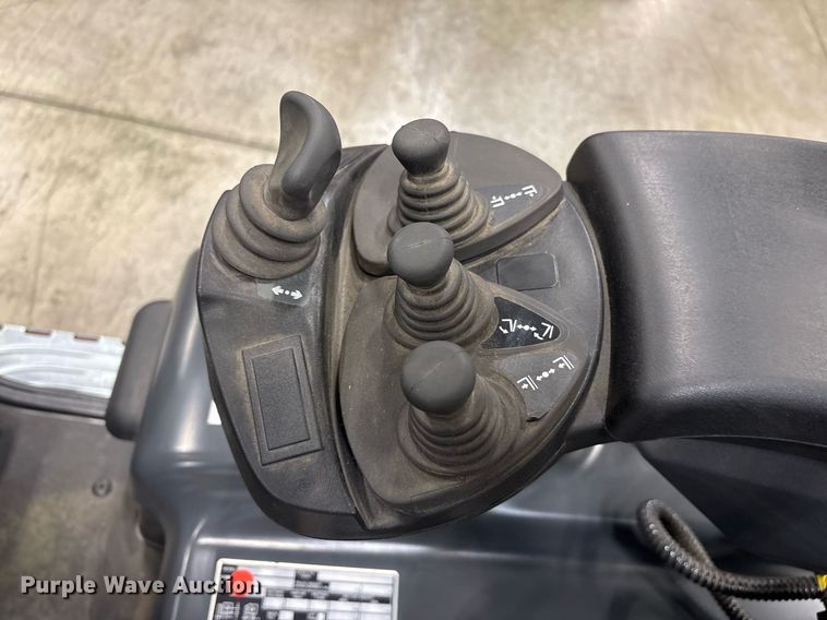 image for item ND9797 2023 Linde E18 forklift