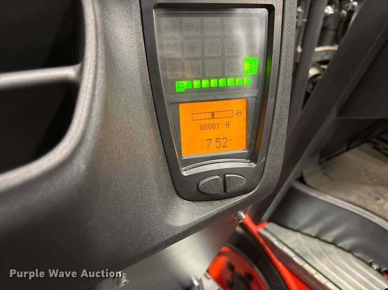 image for item ND9801 2023 Linde E18 forklift