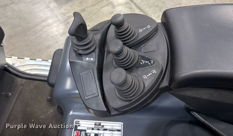 image for item ND9801 2023 Linde E18 forklift