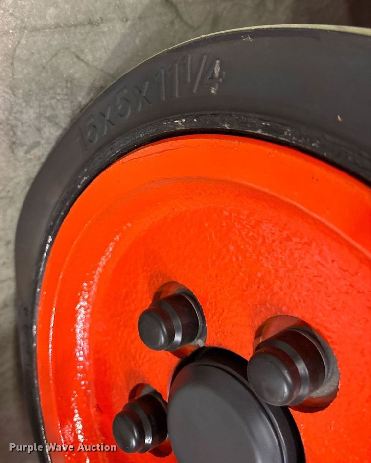 image for item ND9803 2023 Linde E18 forklift