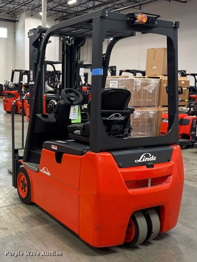 image for item ND9806 2023 Linde E18 forklift