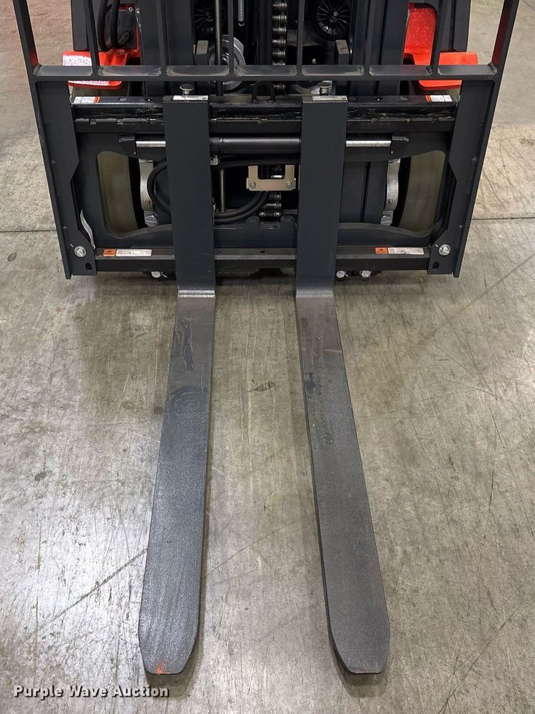 image for item ND9806 2023 Linde E18 forklift