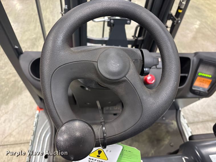 image for item ND9806 2023 Linde E18 forklift