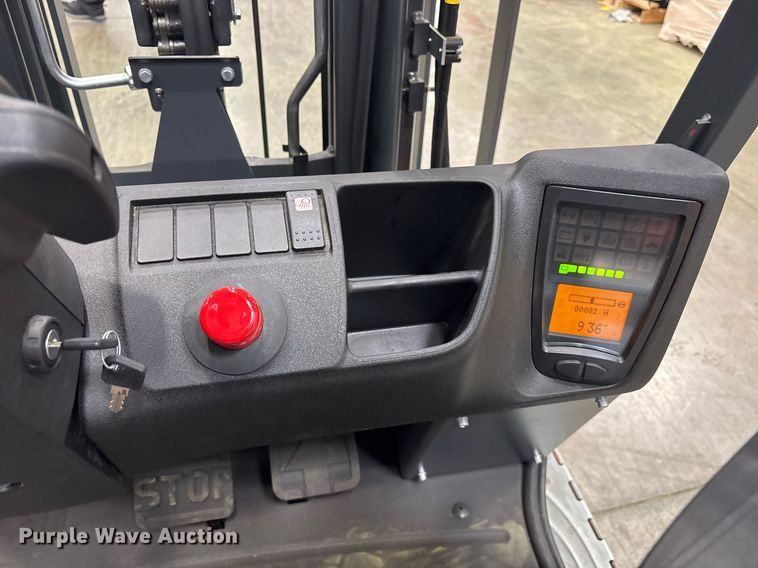 image for item ND9806 2023 Linde E18 forklift