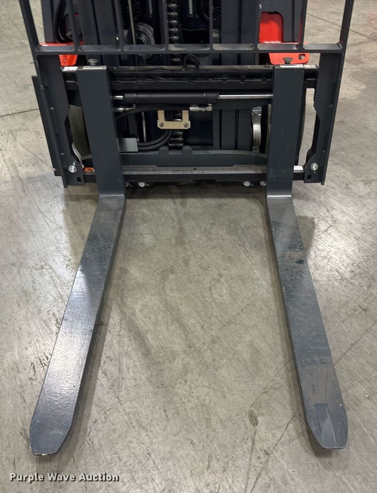 image for item ND9807 2023 Linde E18 forklift