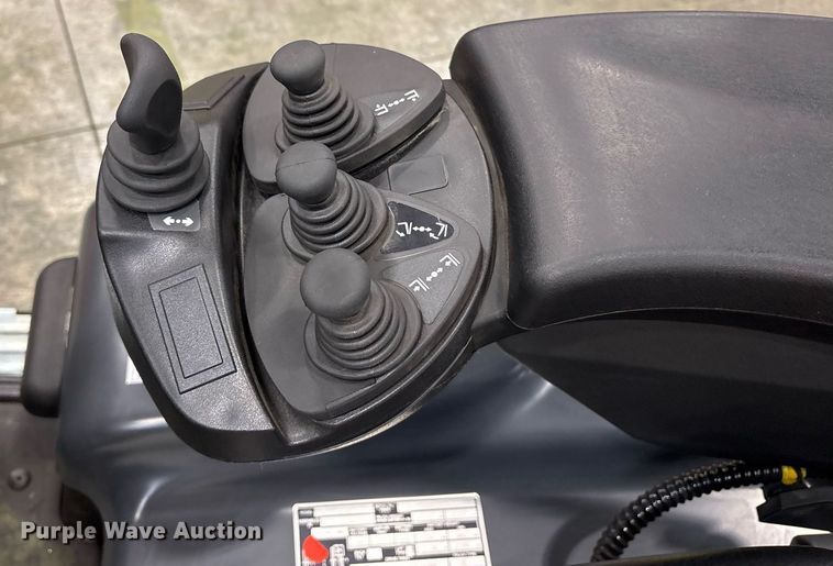 image for item ND9808 2023 Linde E18 forklift