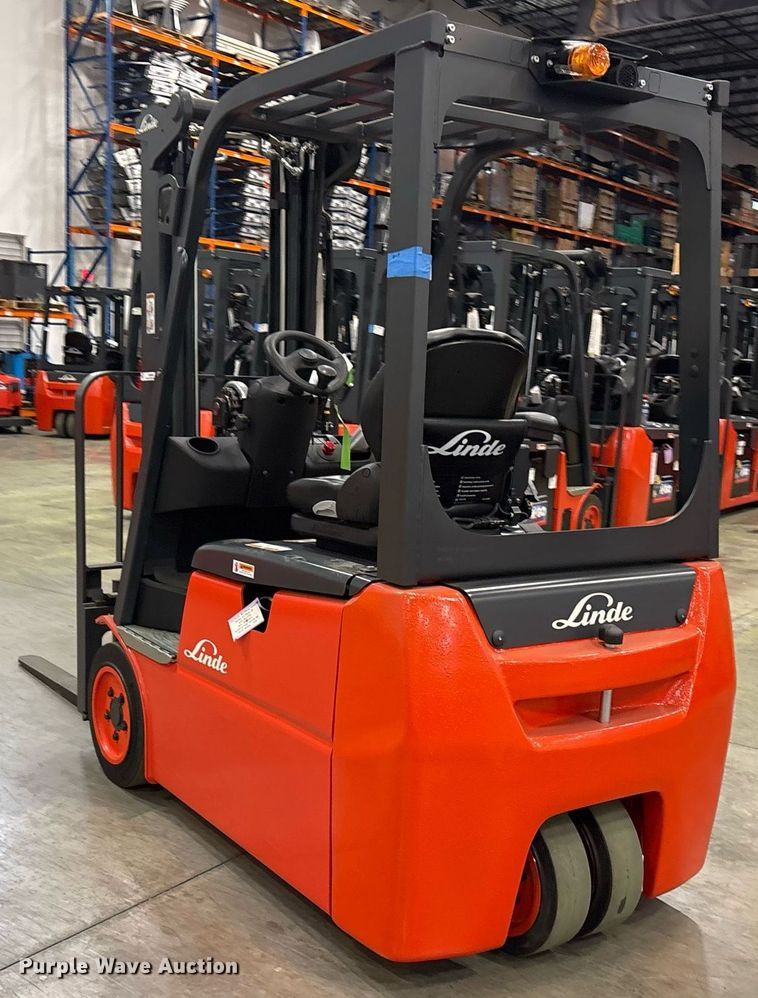 image for item ND9809 2023 Linde E18 forklift