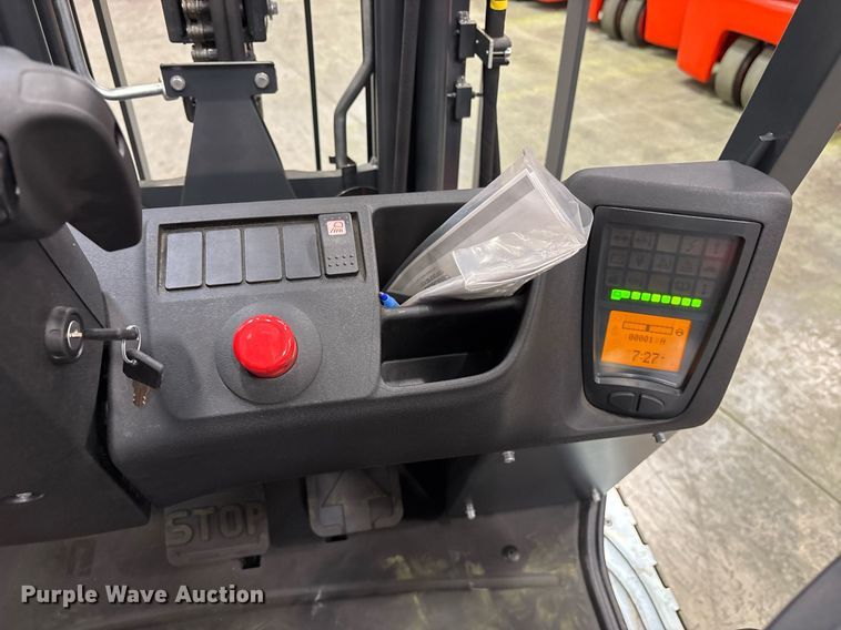 image for item ND9809 2023 Linde E18 forklift