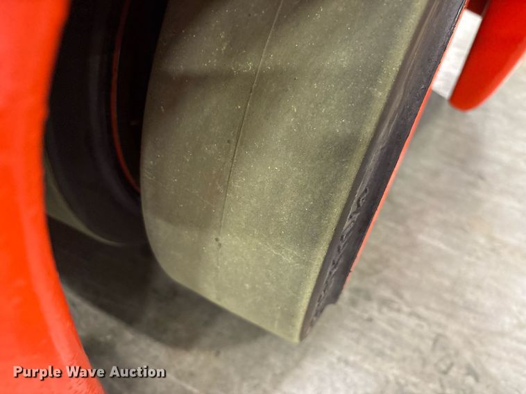 image for item ND9809 2023 Linde E18 forklift