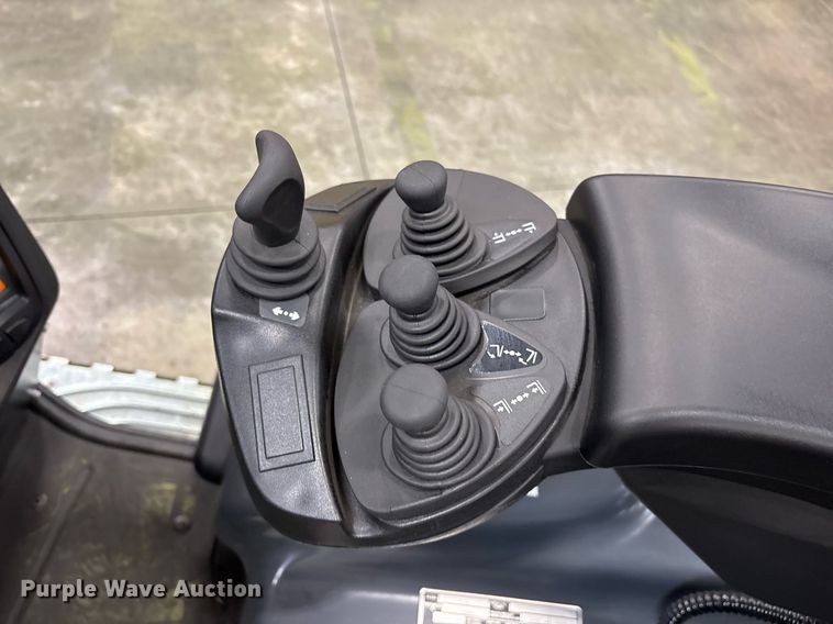 image for item ND9810 2023 Linde E18 forklift