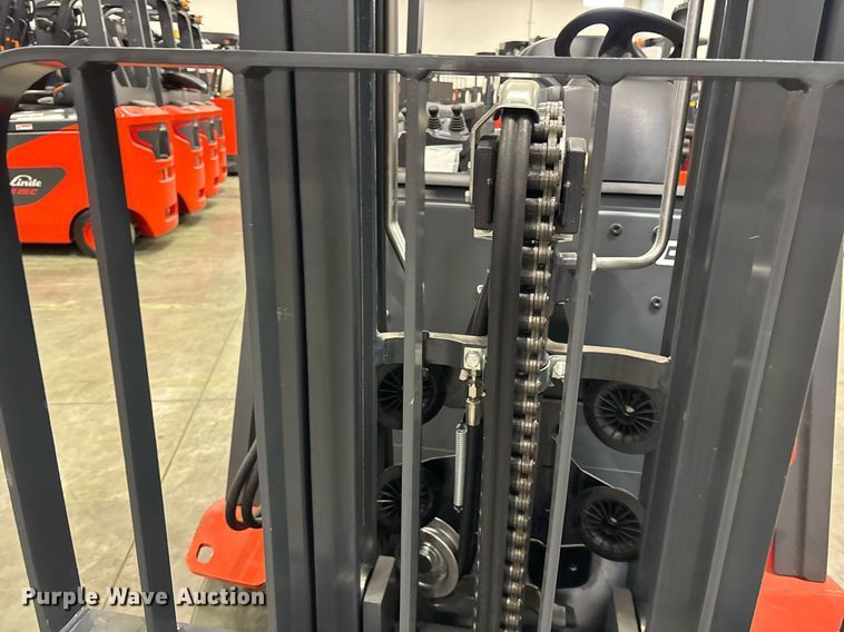 image for item ND9811 2023 Linde E18 forklift