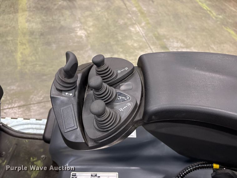 image for item ND9811 2023 Linde E18 forklift