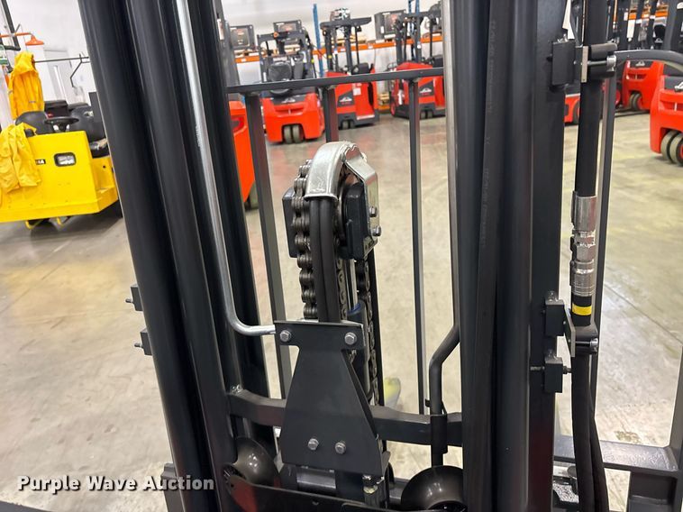 image for item ND9813 2023 Linde E18 forklift