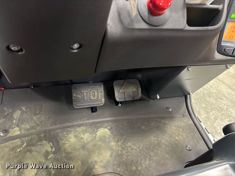 image for item ND9813 2023 Linde E18 forklift