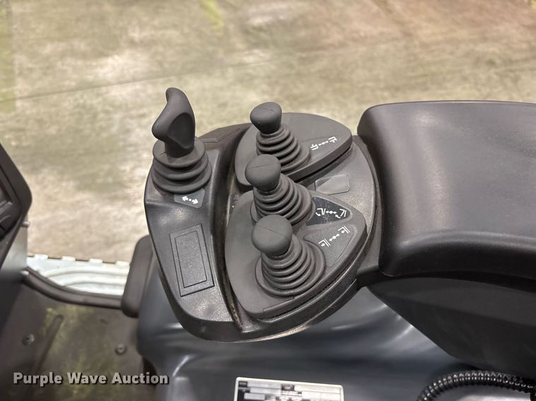 image for item ND9814 2023 Linde E18 forklift