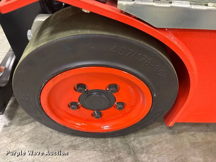 image for item ND9814 2023 Linde E18 forklift