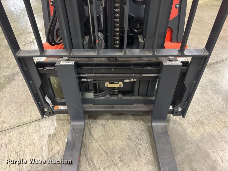 image for item ND9815 2023 Linde E18 forklift