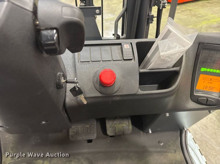 image for item ND9815 2023 Linde E18 forklift