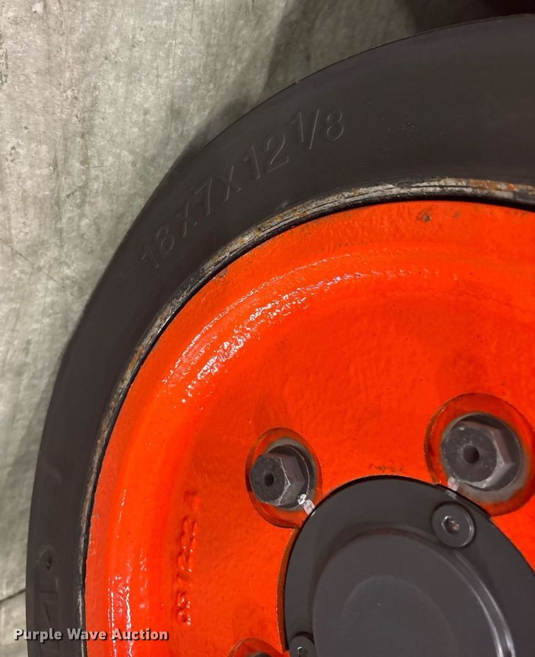 image for item ND9815 2023 Linde E18 forklift