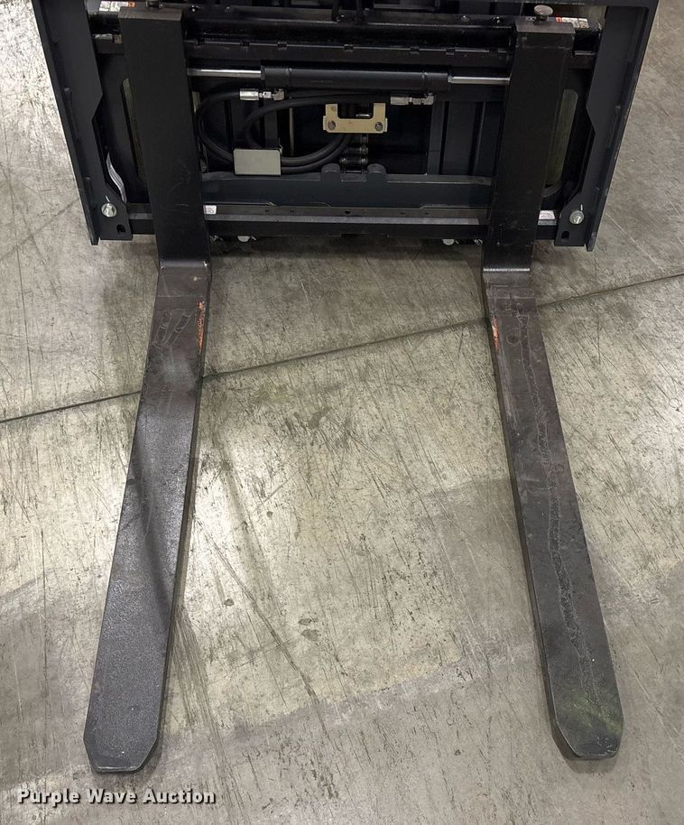 image for item ND9816 2023 Linde E18 forklift