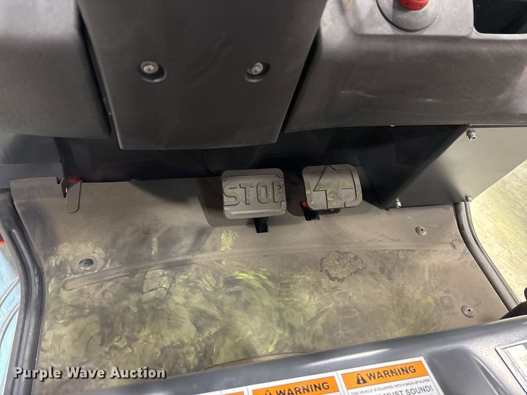 image for item ND9819 2023 Linde E18 forklift