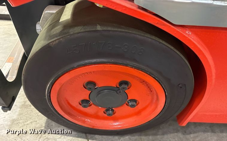 image for item ND9819 2023 Linde E18 forklift