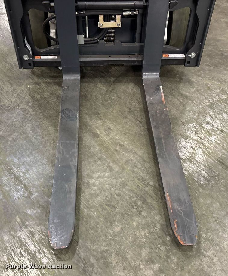 image for item ND9820 2023 Linde E18 forklift