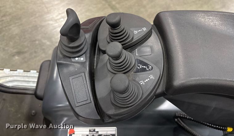 image for item ND9820 2023 Linde E18 forklift