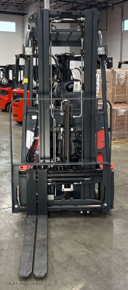 image for item ND9821 2023 Linde E18 forklift