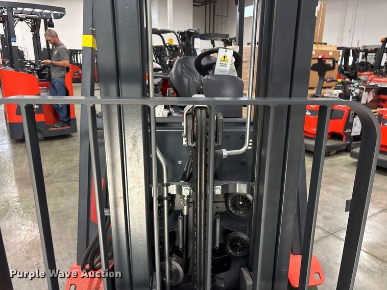 image for item ND9821 2023 Linde E18 forklift