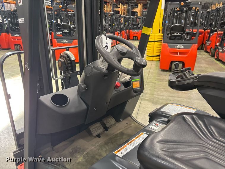 image for item ND9821 2023 Linde E18 forklift