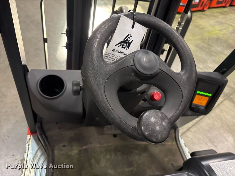 image for item ND9821 2023 Linde E18 forklift