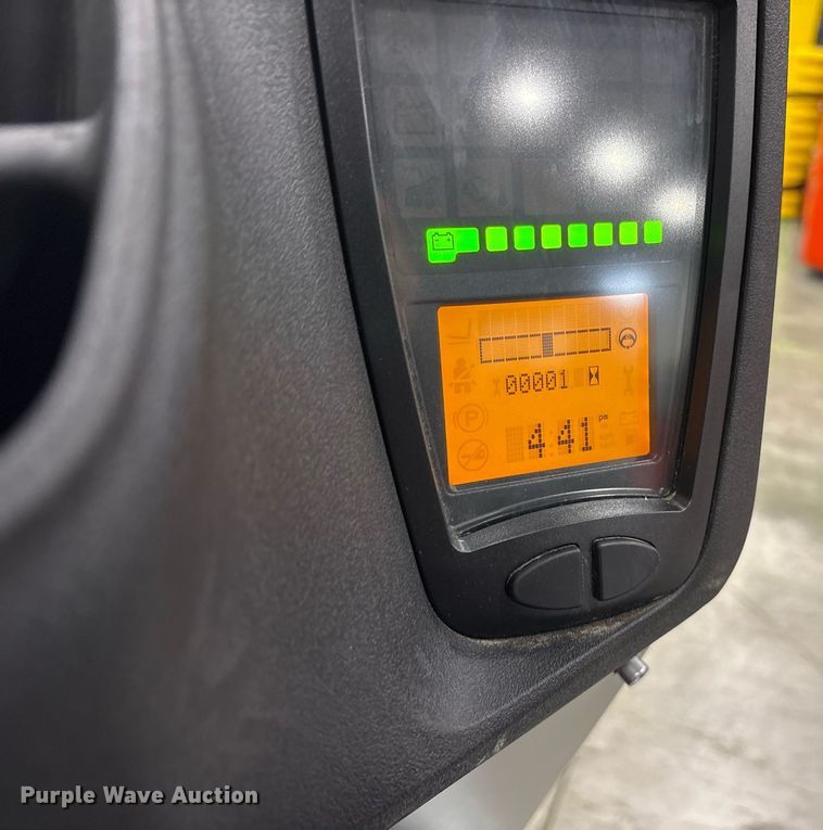 image for item ND9821 2023 Linde E18 forklift