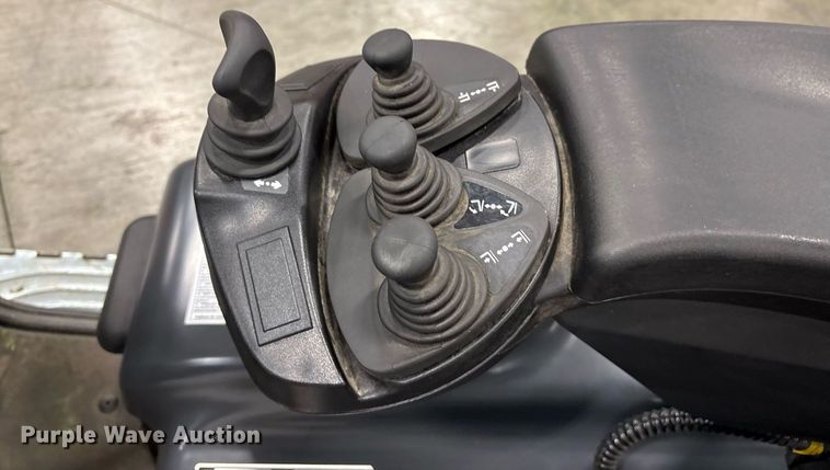 image for item ND9821 2023 Linde E18 forklift