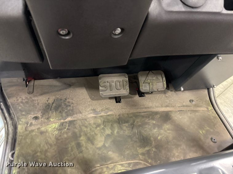 image for item ND9821 2023 Linde E18 forklift