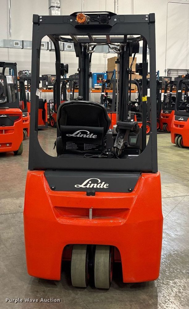 image for item ND9822 2023 Linde E18 forklift