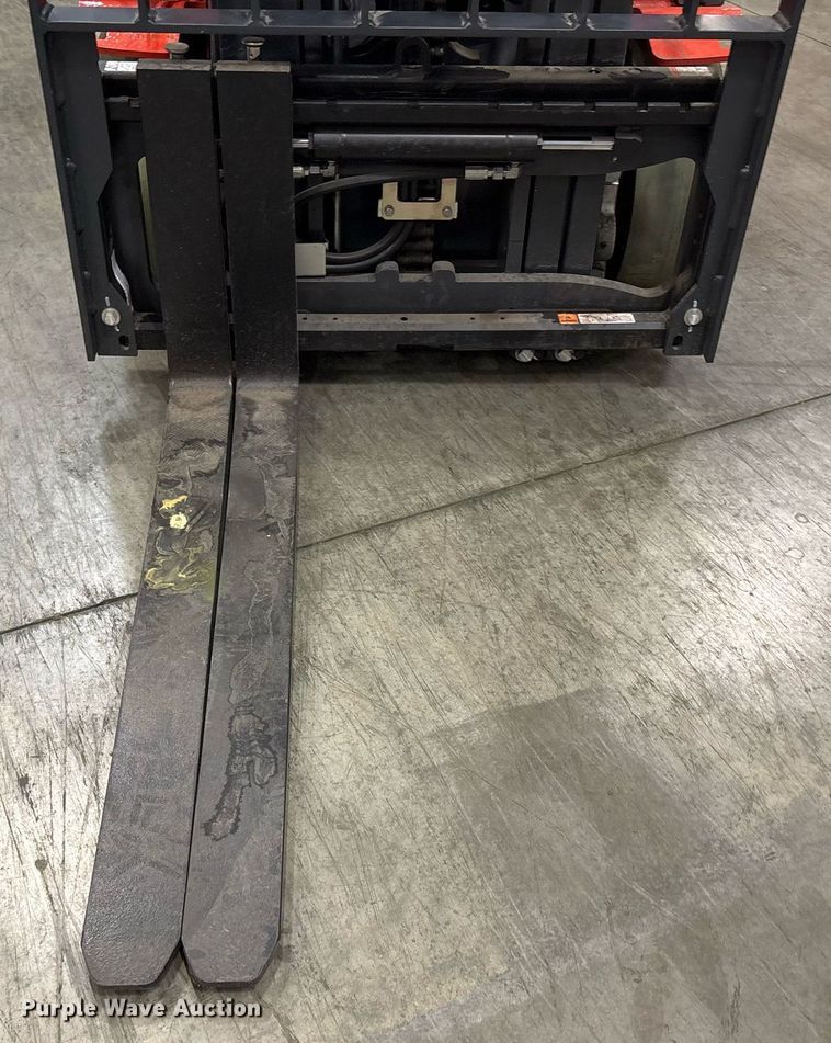 image for item ND9822 2023 Linde E18 forklift