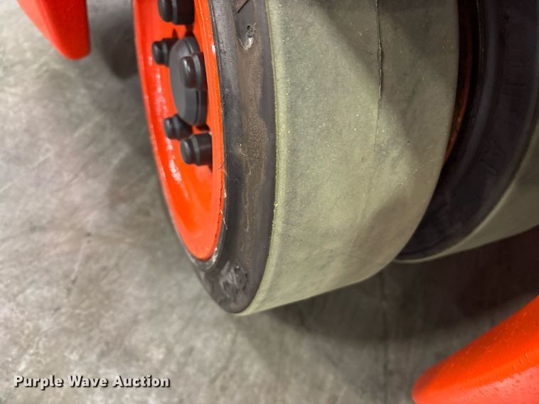 image for item ND9822 2023 Linde E18 forklift